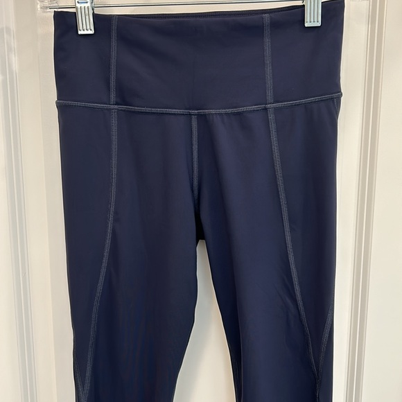 Athleta Lightning 7/8 Tight - Picture 3 of 11